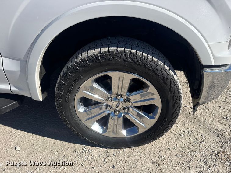 image for item DQ4326 2020 Ford F150 Crew Cab pickup truck