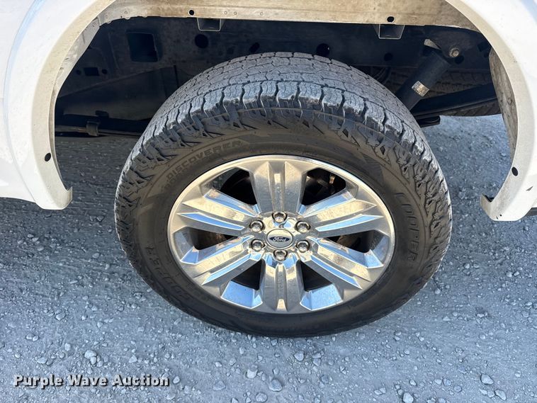 image for item DQ4326 2020 Ford F150 Crew Cab pickup truck