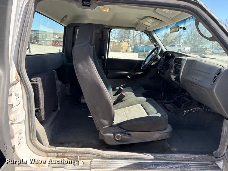 image for item DQ4328 2008 Ford Ranger Ext. Cab pickup truck