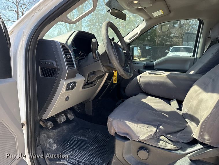 image for item DQ4329 2017 Ford F150 Crew Cab pickup truck