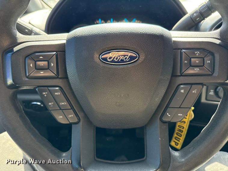 image for item DQ4329 2017 Ford F150 Crew Cab pickup truck