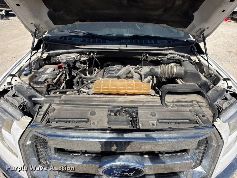 image for item DQ4329 2017 Ford F150 Crew Cab pickup truck