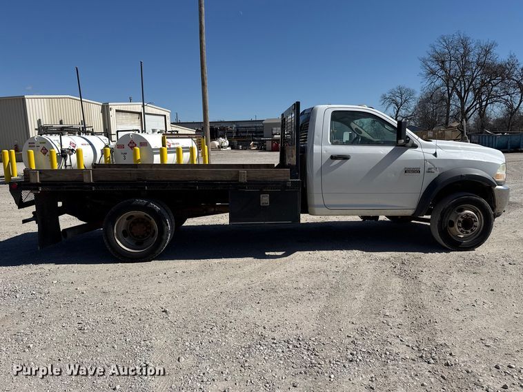 image for item DQ4331 2011 Dodge Ram 5500 flatbed truck