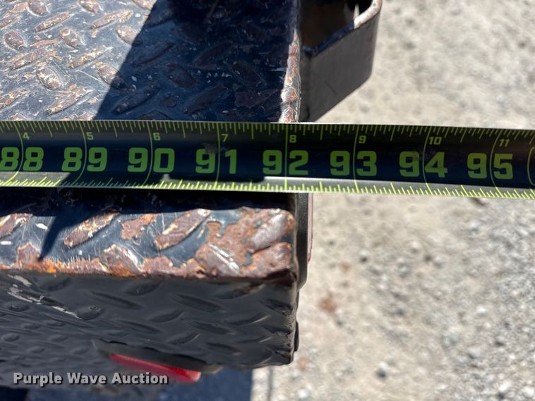 image for item DQ4331 2011 Dodge Ram 5500 flatbed truck