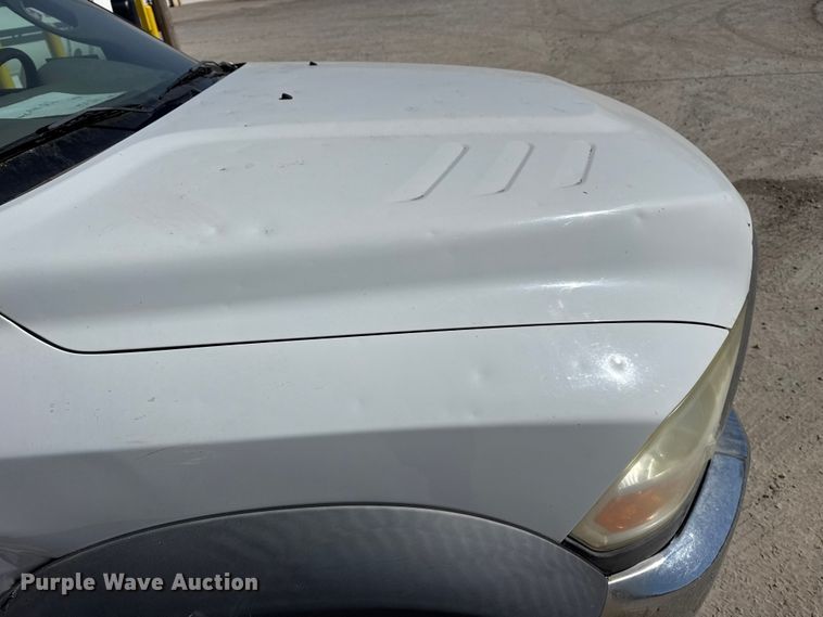 image for item DQ4331 2011 Dodge Ram 5500 flatbed truck