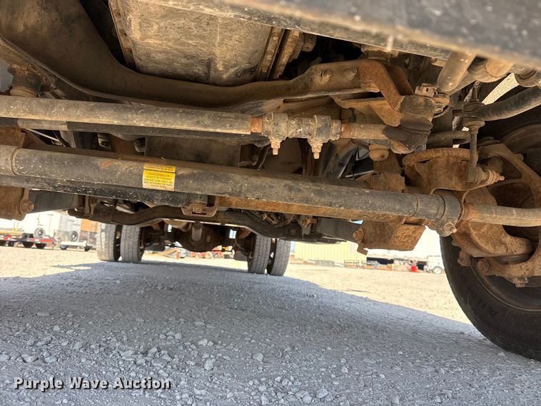 image for item DQ4331 2011 Dodge Ram 5500 flatbed truck