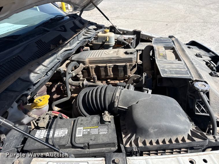 image for item DQ4331 2011 Dodge Ram 5500 flatbed truck