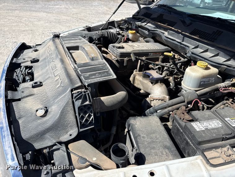 image for item DQ4331 2011 Dodge Ram 5500 flatbed truck