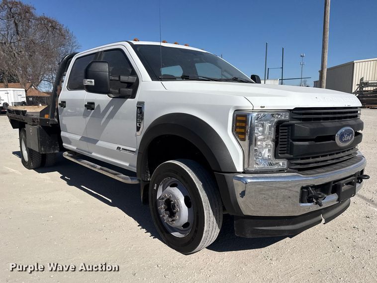 image for item DQ4333 2018 Ford F550 Super Duty Crew Cab flatbed truck