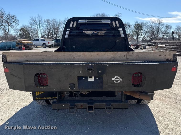 image for item DQ4333 2018 Ford F550 Super Duty Crew Cab flatbed truck