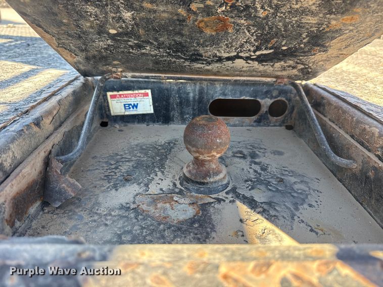 image for item DQ4333 2018 Ford F550 Super Duty Crew Cab flatbed truck