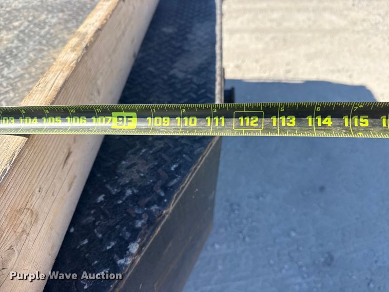 image for item DQ4333 2018 Ford F550 Super Duty Crew Cab flatbed truck