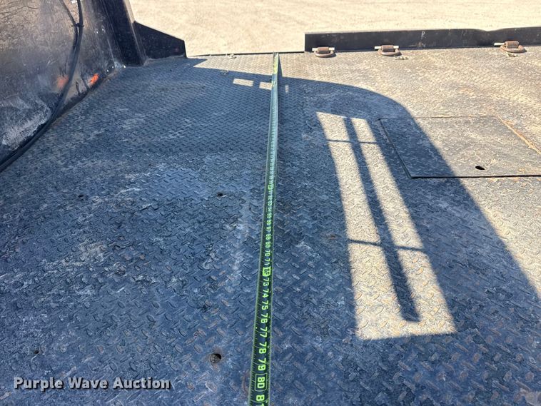 image for item DQ4333 2018 Ford F550 Super Duty Crew Cab flatbed truck