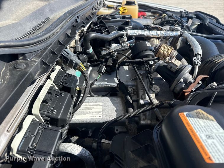 image for item DQ4333 2018 Ford F550 Super Duty Crew Cab flatbed truck