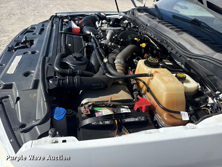 image for item DQ4333 2018 Ford F550 Super Duty Crew Cab flatbed truck