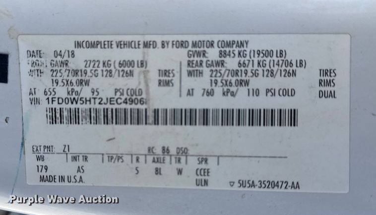 image for item DQ4333 2018 Ford F550 Super Duty Crew Cab flatbed truck