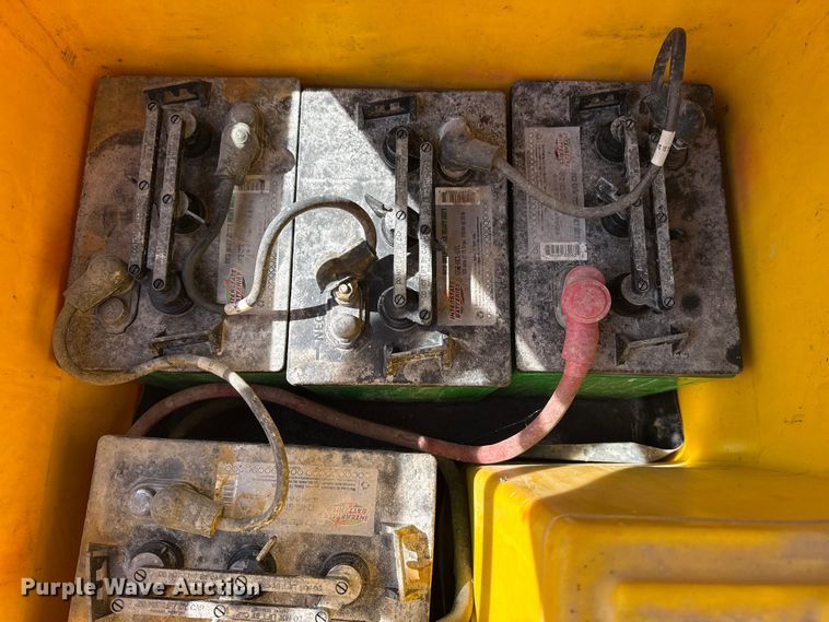 image for item DQ4336 Tomcat 350 floor scrubber