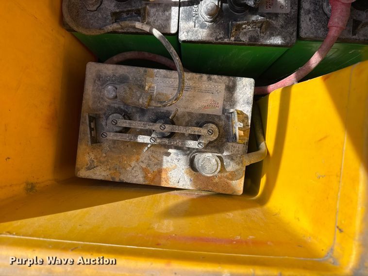 image for item DQ4336 Tomcat 350 floor scrubber