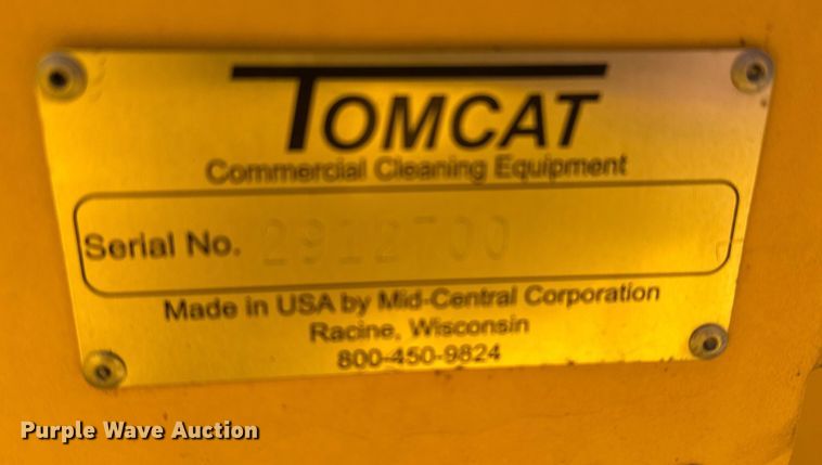 image for item DQ4336 Tomcat 350 floor scrubber