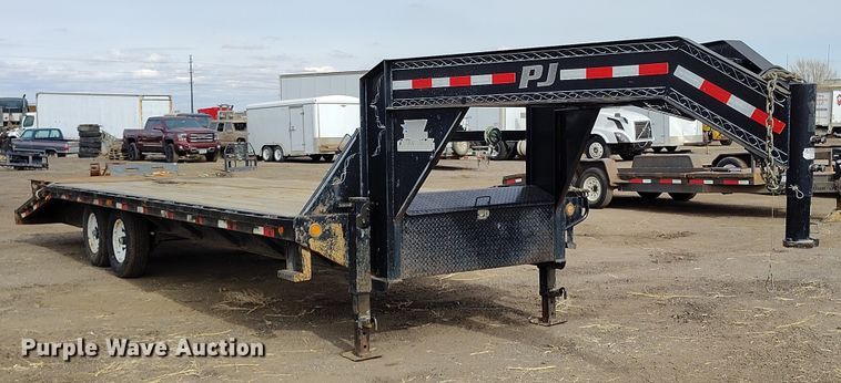 image for item DT0944 2015 PJ equipment trailer