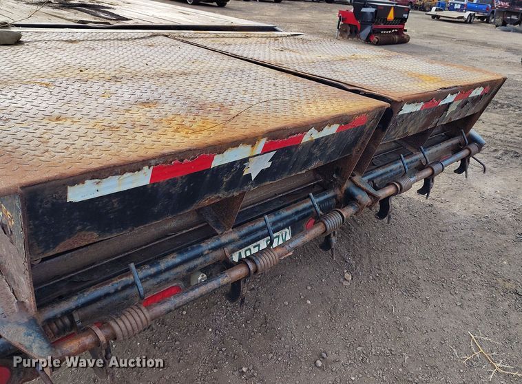 image for item DT0944 2015 PJ equipment trailer