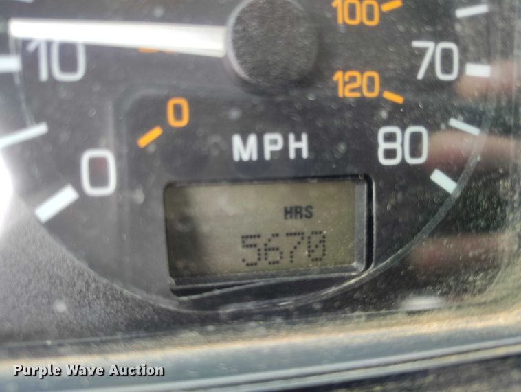 image for item DT0952 2000 Volvo WX refuse truck