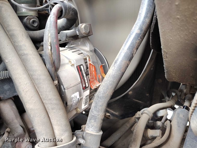 image for item DT0953 2000 Volvo WX refuse truck