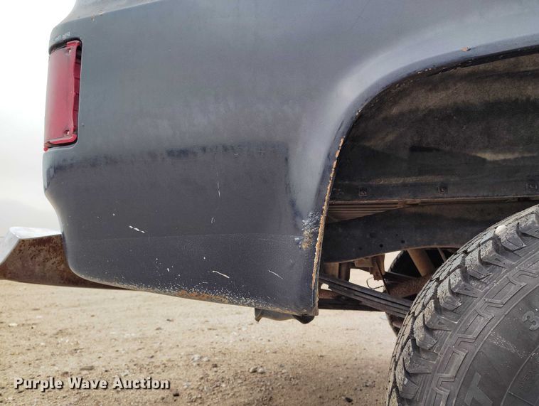 image for item DT0956 1982 GMC K10 pickup truck