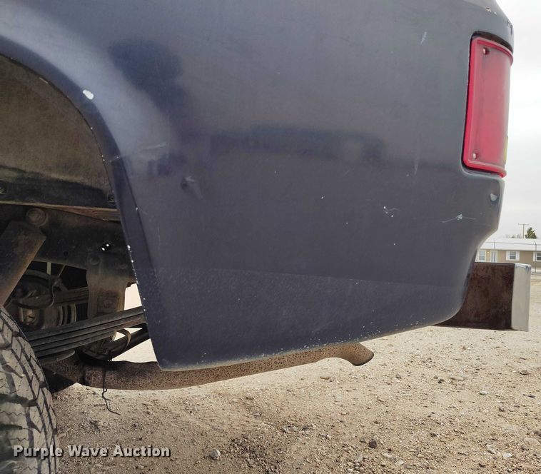 image for item DT0956 1982 GMC K10 pickup truck