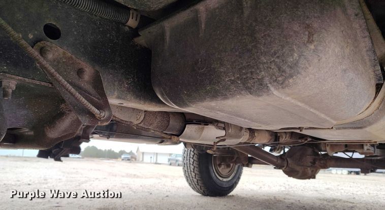 image for item DT0956 1982 GMC K10 pickup truck