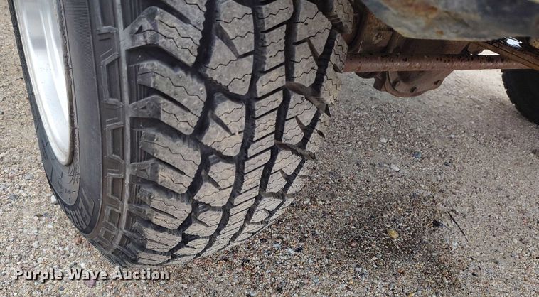 image for item DT0956 1982 GMC K10 pickup truck