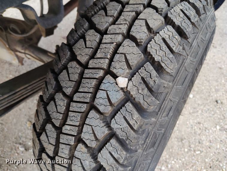 image for item DT0956 1982 GMC K10 pickup truck