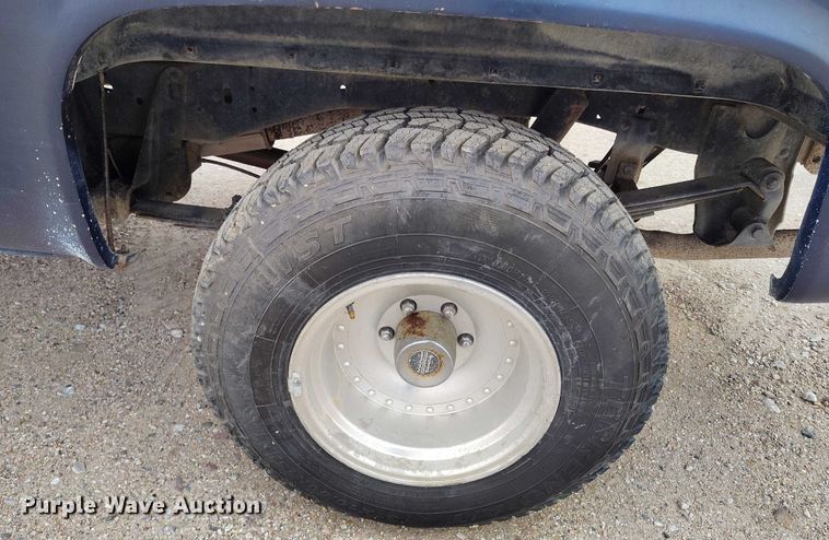 image for item DT0956 1982 GMC K10 pickup truck