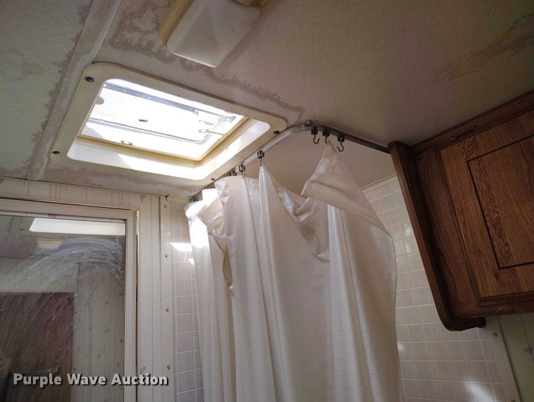 image for item DT0959 1990 Nomad Skyline Weekender camper