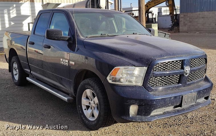 image for item DT0960 2013 RAM 1500 Ext. Cab pickup truck