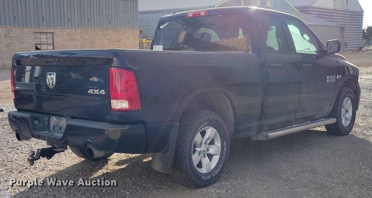 image for item DT0960 2013 RAM 1500 Ext. Cab pickup truck