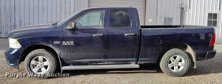 image for item DT0960 2013 RAM 1500 Ext. Cab pickup truck