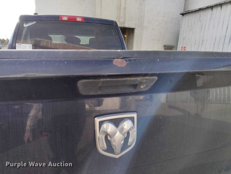 image for item DT0960 2013 RAM 1500 Ext. Cab pickup truck