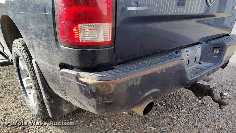 image for item DT0960 2013 RAM 1500 Ext. Cab pickup truck