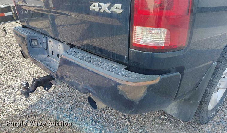 image for item DT0960 2013 RAM 1500 Ext. Cab pickup truck