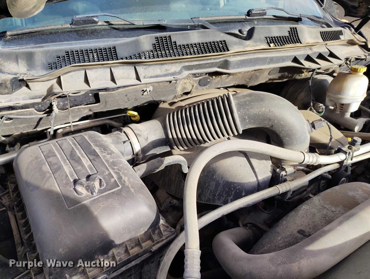 image for item DT0960 2013 RAM 1500 Ext. Cab pickup truck