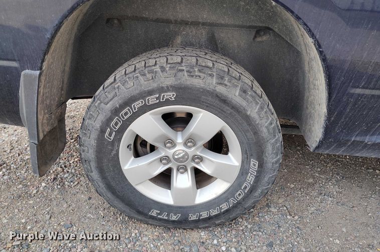 image for item DT0960 2013 RAM 1500 Ext. Cab pickup truck