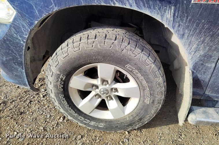 image for item DT0960 2013 RAM 1500 Ext. Cab pickup truck
