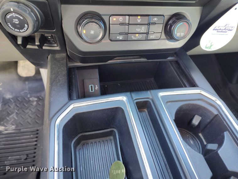 image for item DT0963 2018 Ford F150 Crew Cab pickup truck