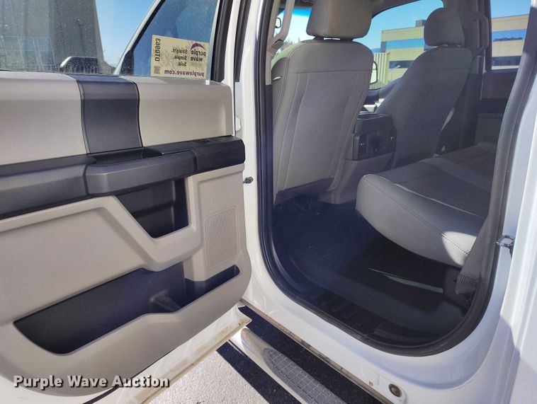 image for item DT0963 2018 Ford F150 Crew Cab pickup truck