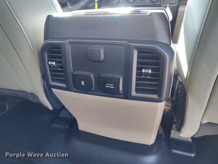 image for item DT0963 2018 Ford F150 Crew Cab pickup truck