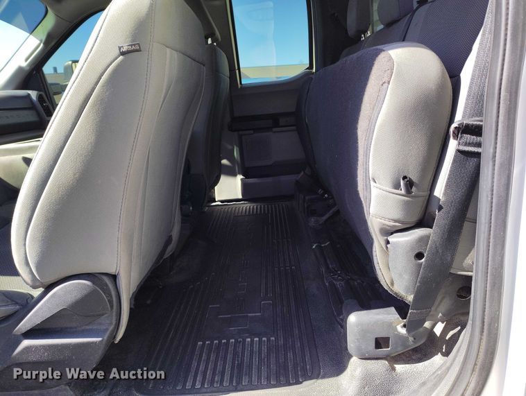 image for item DT0964 2020 Ford F250 Super Duty Ext. Cab pickup truck