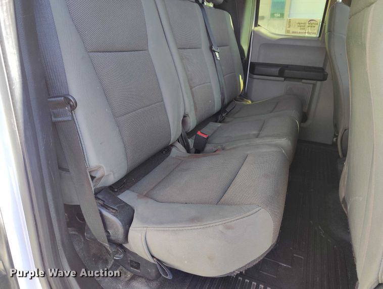 image for item DT0964 2020 Ford F250 Super Duty Ext. Cab pickup truck