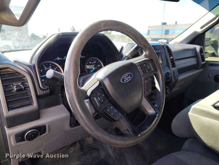 image for item DT0964 2020 Ford F250 Super Duty Ext. Cab pickup truck