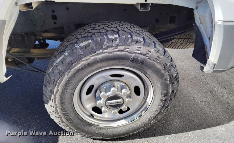 image for item DT0964 2020 Ford F250 Super Duty Ext. Cab pickup truck